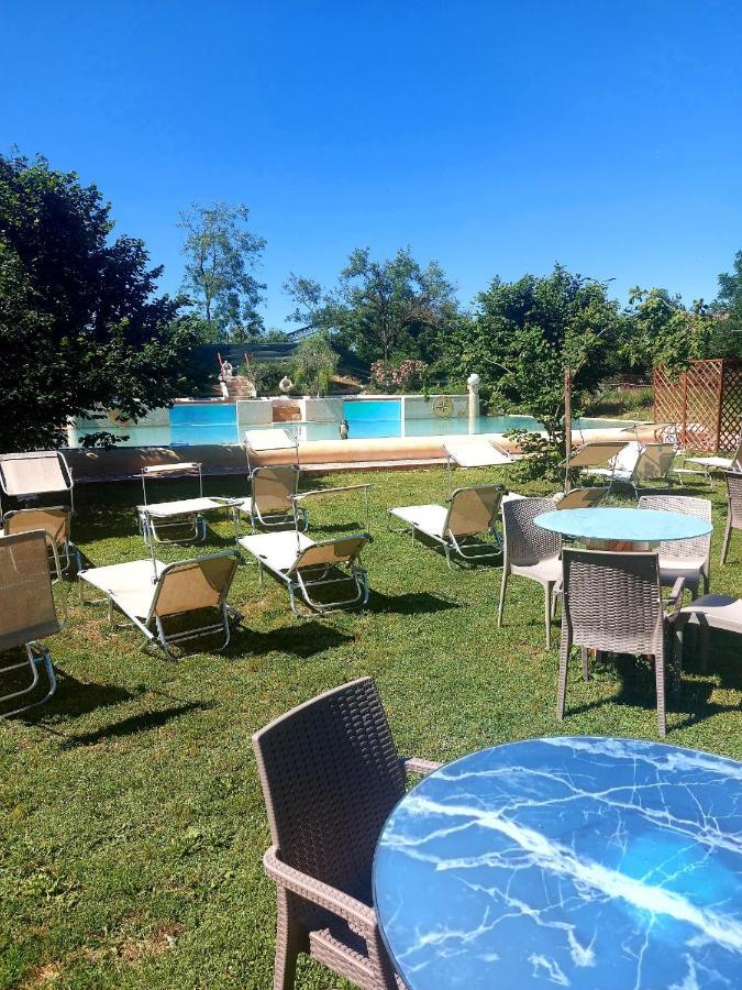 Agriturismo Cascina Madonnina Pregnana Milanese Luaran gambar