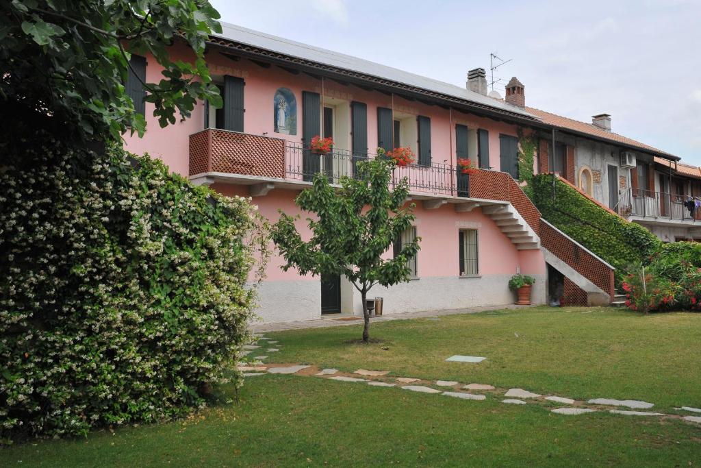 Agriturismo Cascina Madonnina Pregnana Milanese Luaran gambar
